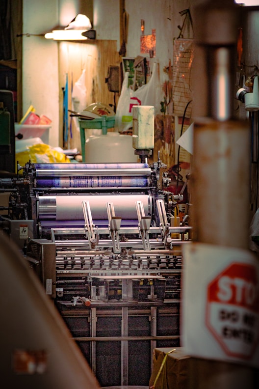 Understanding the Cost Differences Between Digital and Offset Printing